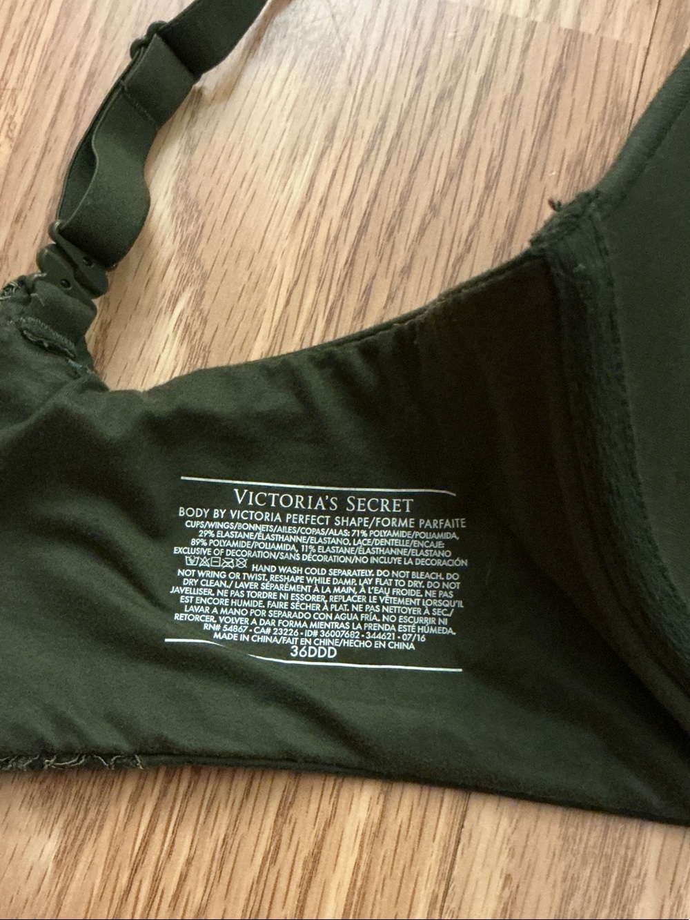 Victoria’s Secret Body By Victoria Perfect Shape Bra Size 36DDD - Picture 4 of 4